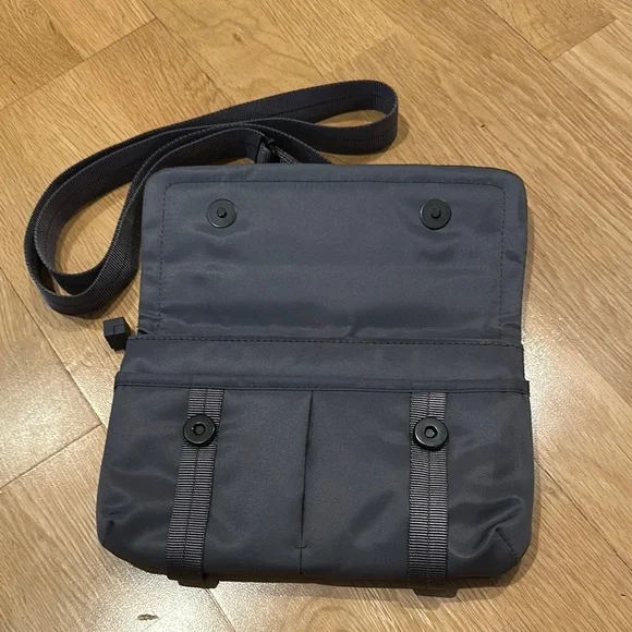 Hedgren Sustain Sadie Crossbody Bag